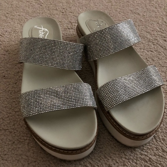 FREE PEOPLE Harper Slides, Size 39 (9) - Picture 1 of 5